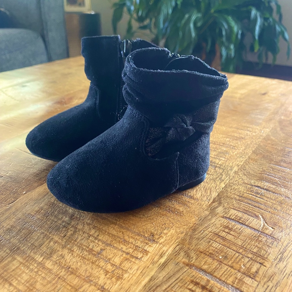 Black Toddler Suede Boots Size 3